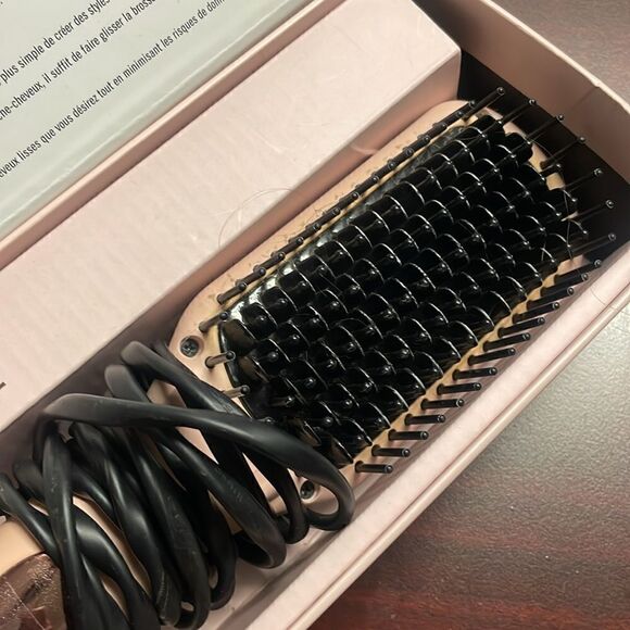 Le Vite Ceramic Straightening Brush - Picture 5 of 7